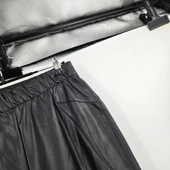 Anthrpologie Pilcro Glasgow Faux Leather Skinny Pants Black Pull On Size 27 - Picture 5 of 8